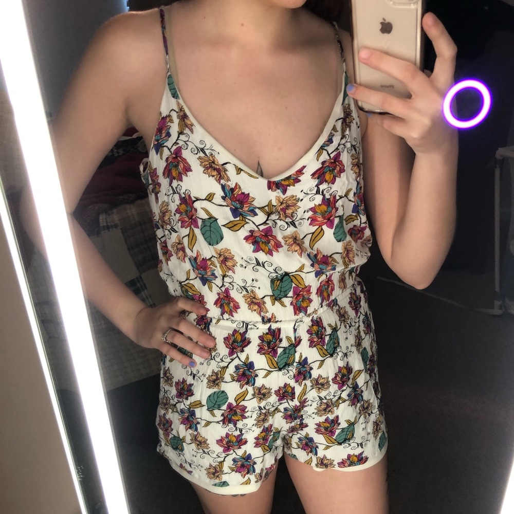 Colorful Romper - Picture 2 of 3